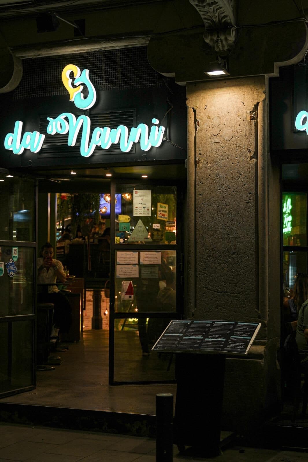 L'ambiente di Da Nanni Born, pizzeria napoletana a Born (foto 09)